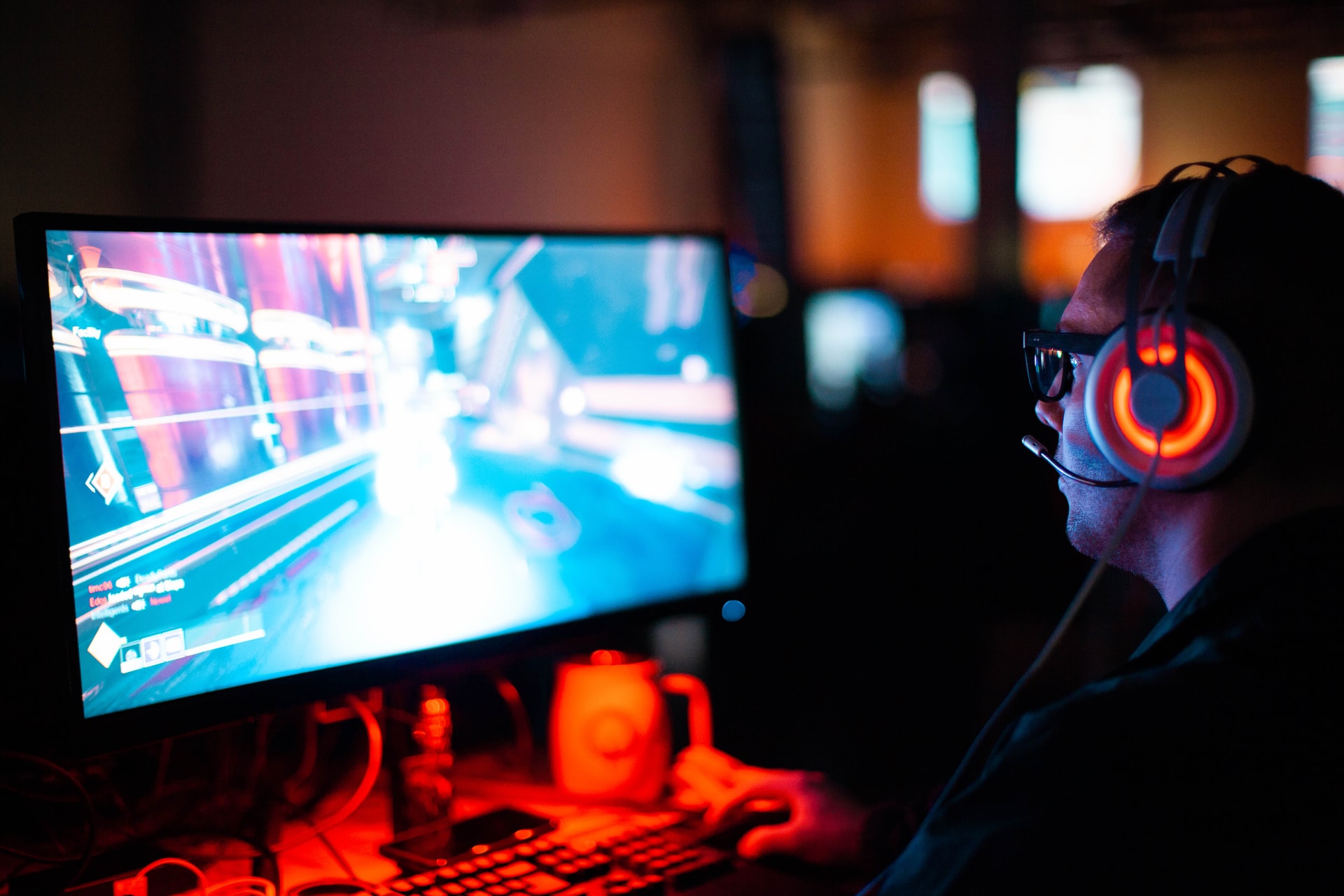 How Game Design Psychology Influences Player Decisions